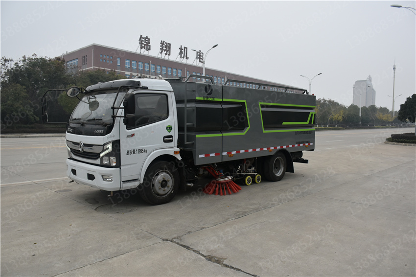 多利卡8方洗掃車_CLT5120TXSEQ6型洗掃車