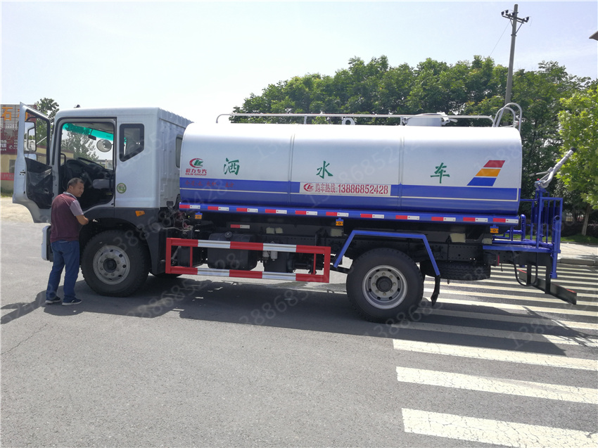 10�������\(y��n)�DƬ|����(sh��)|����|�r��