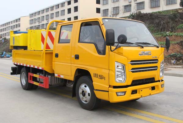 JMC����p���{�Ʒ�ײ܇|CLT5042TFZJX6�ͷ�ײ���_܇